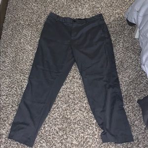 Gray Van Heusen straight 34x30 black men’s pant